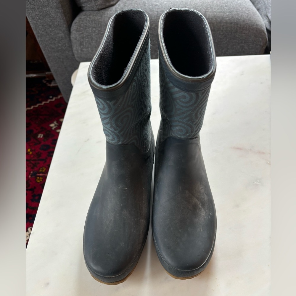 Tretorn blue rainboots, size 40